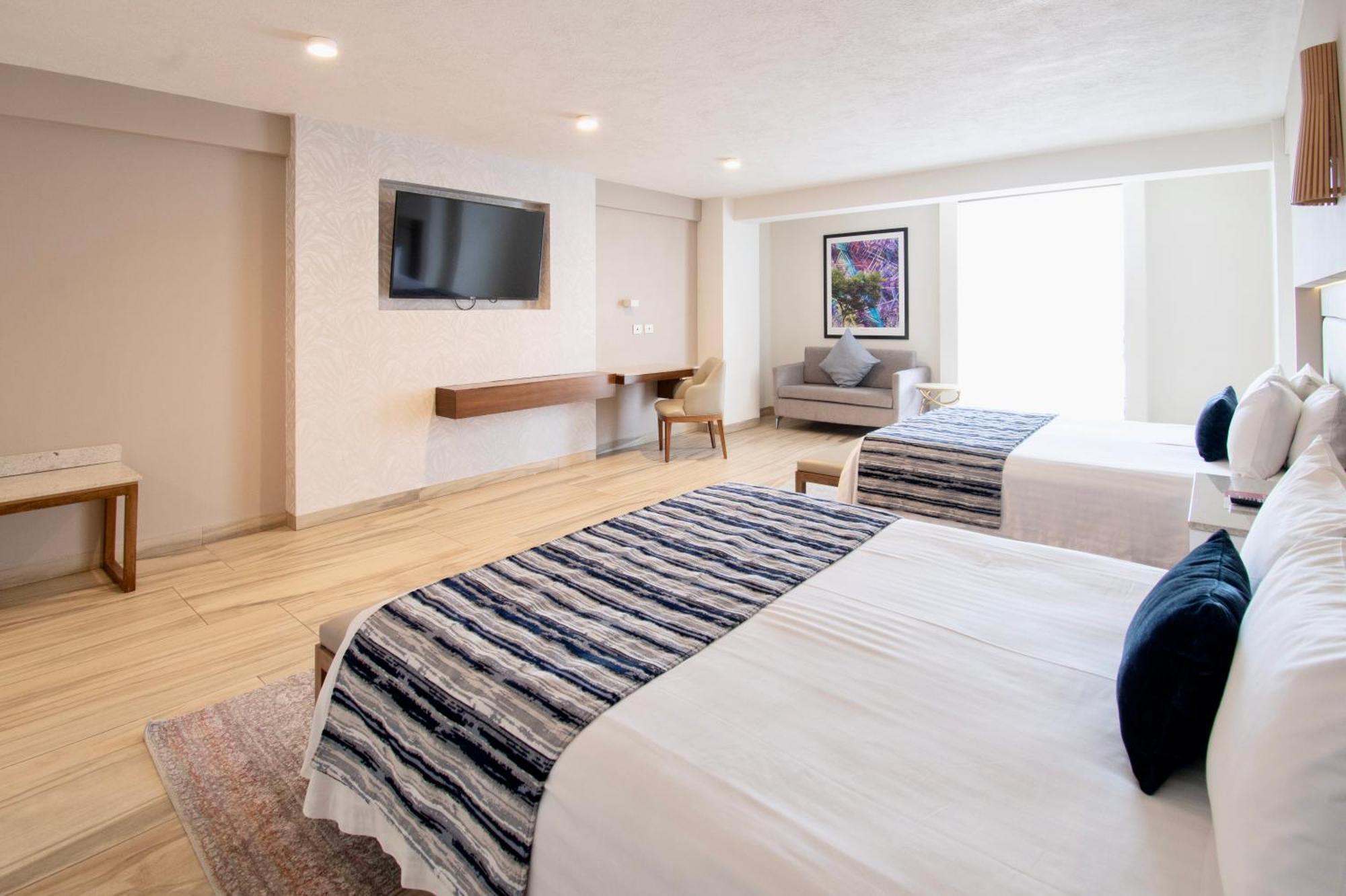Hotel Velvet Plaza Guadalajara Dış mekan fotoğraf